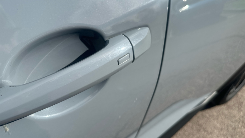 Nissan Juke 1.0 DiG-T 114 N-Connecta 5dr Petrol Hatchback